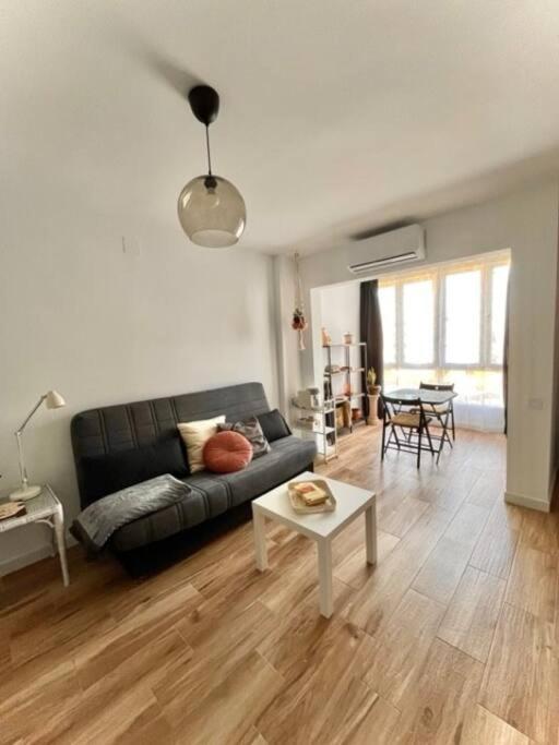 Acogedor Estudio 650 M De Playa Fuengirola Luaran gambar