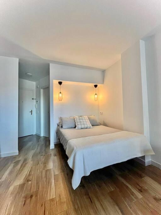 Acogedor Estudio 650 M De Playa Fuengirola Luaran gambar